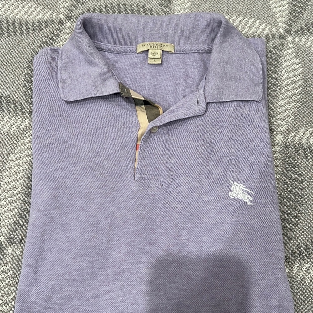 Mens Burberry Polo shirt size Large. Small hole towards top